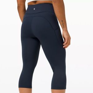 Lululemon- Scuba Fit Invigorate High-Rise Crop 17" Size. XS